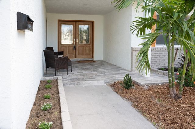 6613 BLUE HERON DRIVE S, St Petersburg, FL 33707