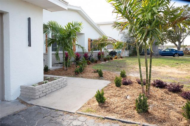 6613 BLUE HERON DRIVE S, St Petersburg, FL 33707