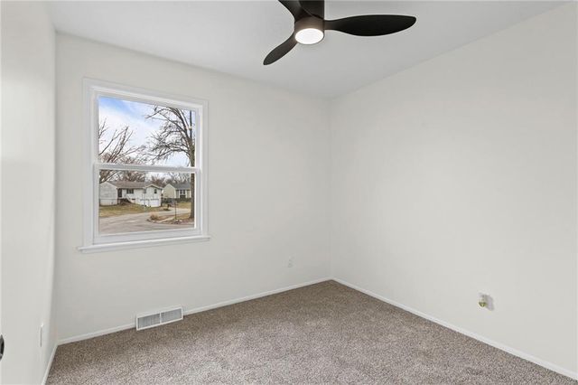 19530 E 5th Terrace Court, Independence, MO 64056