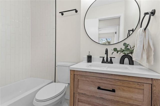 19530 E 5th Terrace Court, Independence, MO 64056