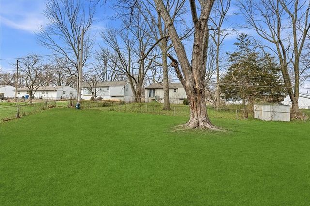 19530 E 5th Terrace Court, Independence, MO 64056