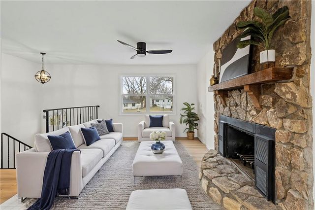 19530 E 5th Terrace Court, Independence, MO 64056