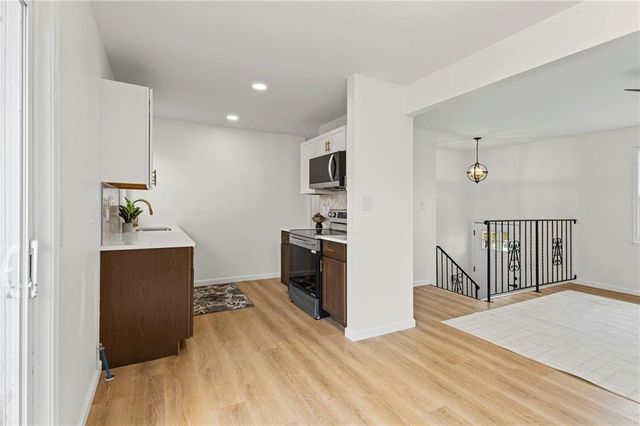 19530 E 5th Terrace Court, Independence, MO 64056