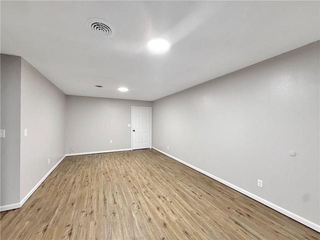 217 W 17th Street, Higginsville, MO 64037