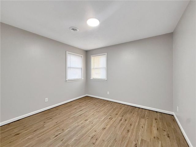 217 W 17th Street, Higginsville, MO 64037