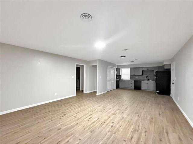 217 W 17th Street, Higginsville, MO 64037