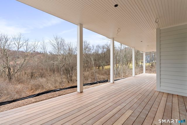 2 Pickett Road, Roxbury, CT 06783