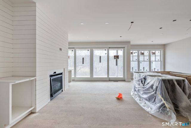 2 Pickett Road, Roxbury, CT 06783