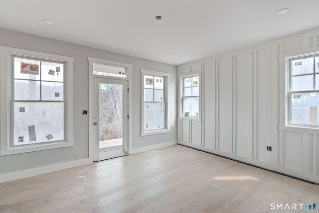 2 Pickett Road, Roxbury, CT 06783