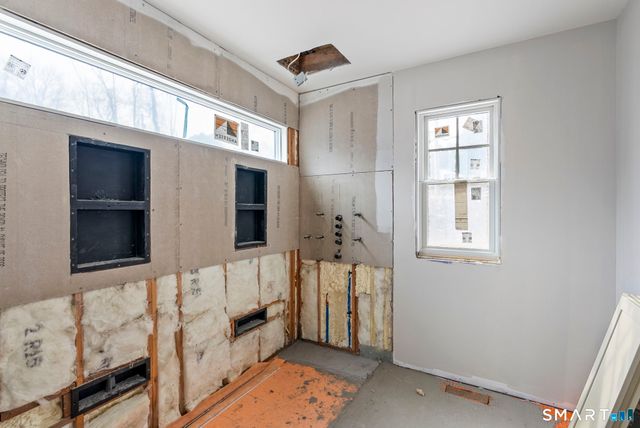 2 Pickett Road, Roxbury, CT 06783