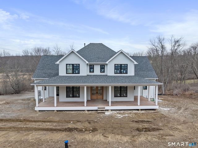 2 Pickett Road, Roxbury, CT 06783