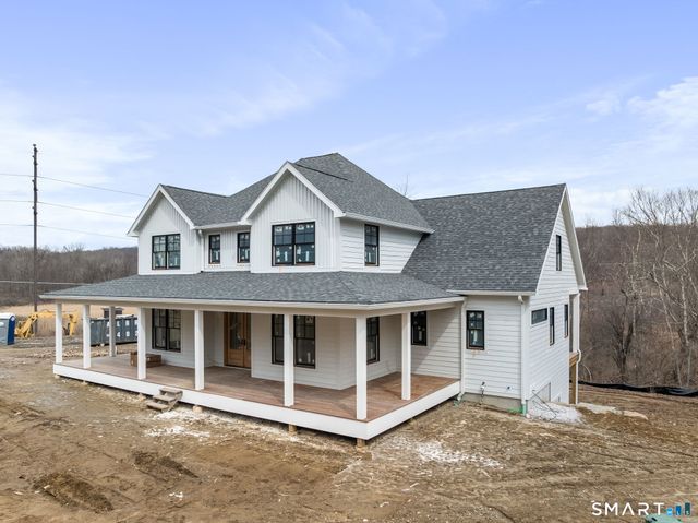 2 Pickett Road, Roxbury, CT 06783