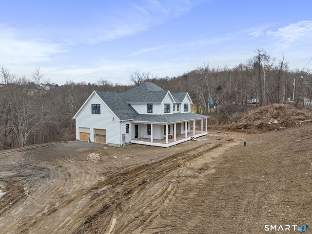 2 Pickett Road, Roxbury, CT 06783