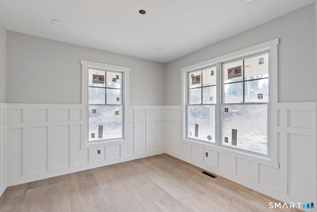 2 Pickett Road, Roxbury, CT 06783