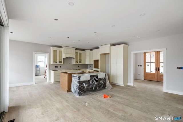 2 Pickett Road, Roxbury, CT 06783