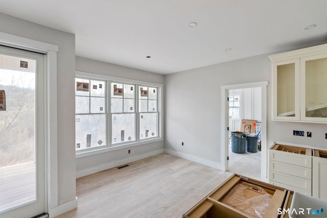 2 Pickett Road, Roxbury, CT 06783