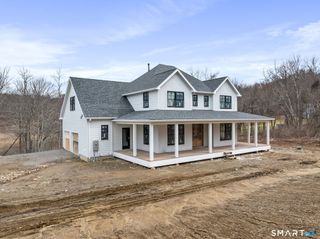 2 Pickett Road, Roxbury, CT 06783