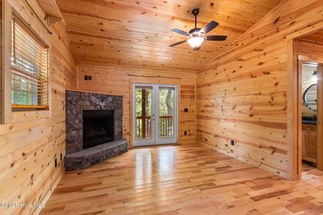 225 Dawsons Lane, Murphy, NC 28906