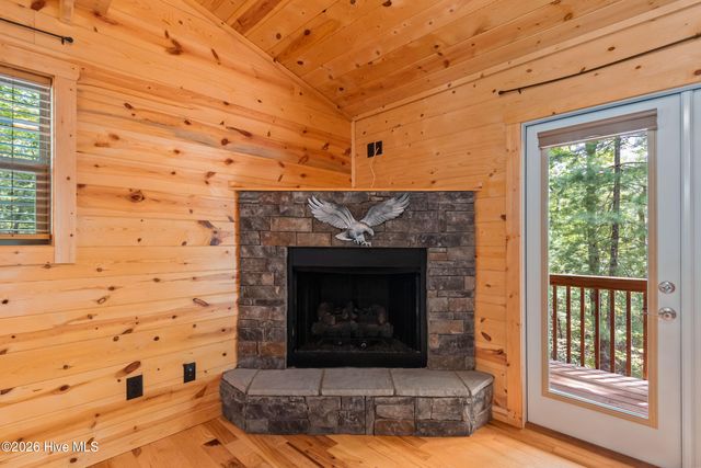225 Dawsons Lane, Murphy, NC 28906