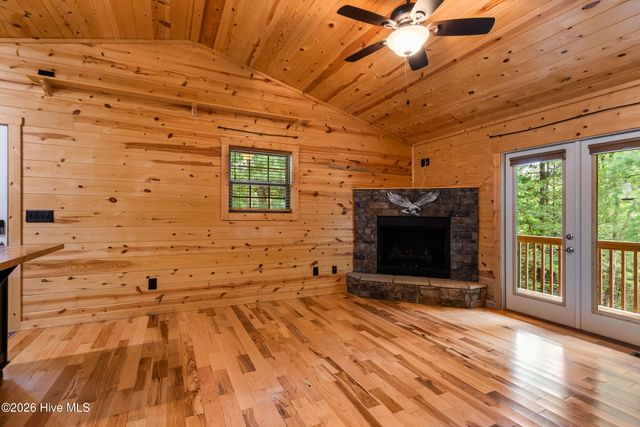 225 Dawsons Lane, Murphy, NC 28906