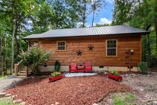225 Dawsons Lane, Murphy, NC 28906