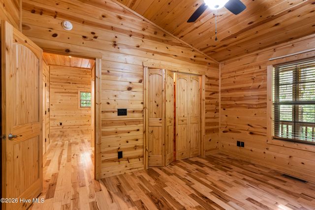 225 Dawsons Lane, Murphy, NC 28906