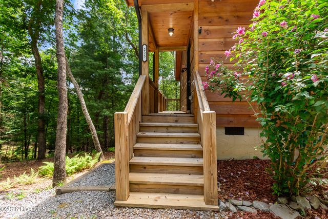 225 Dawsons Lane, Murphy, NC 28906