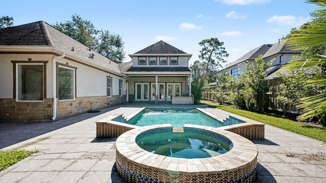 726 W 30th Street N, Houston, TX 77018