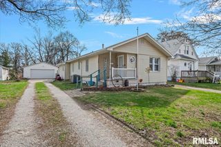1128 W ELLIOTT Avenue, Springfield, IL 62702