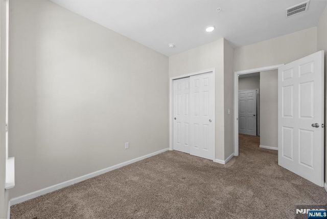 34 Arnold Drive, Wood Ridge, NJ 07075