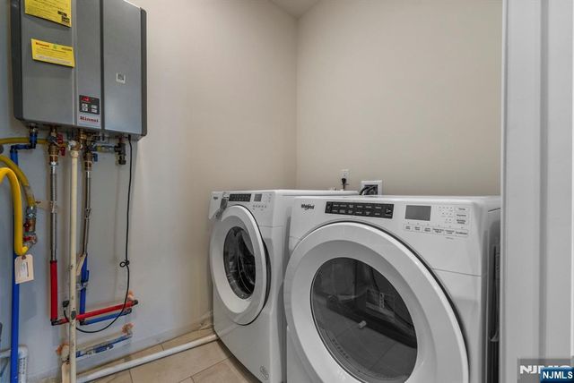 34 Arnold Drive, Wood Ridge, NJ 07075