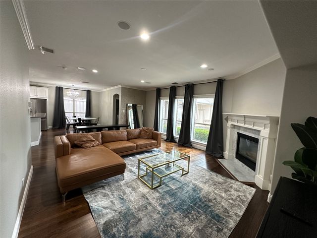 5440 Goodwin Avenue, Dallas, TX 75206