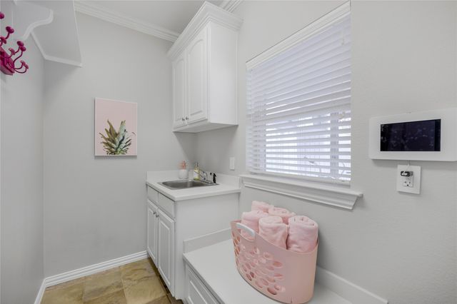 5440 Goodwin Avenue, Dallas, TX 75206