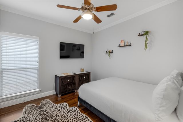 5440 Goodwin Avenue, Dallas, TX 75206