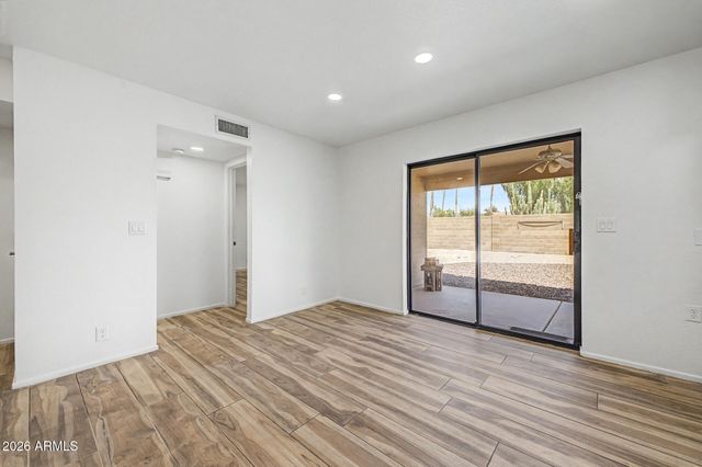 2557 S ZINNIA --, Mesa, AZ 85209