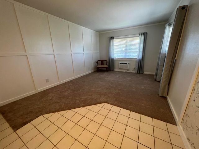 1050 E Sample Road 311, Pompano Beach, FL 33064