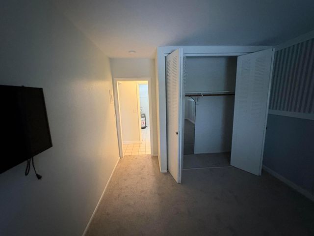 1050 E Sample Road 311, Pompano Beach, FL 33064