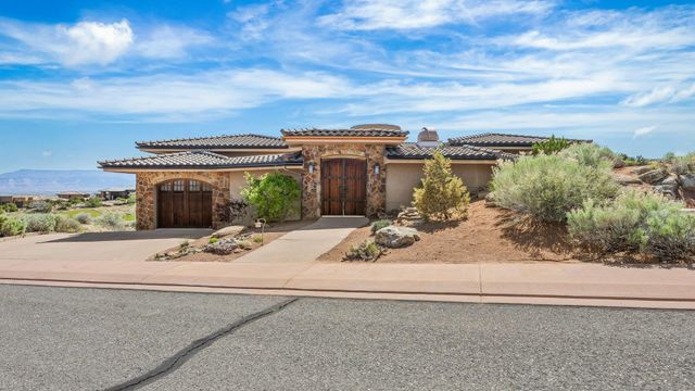 325 Hearthstone Court, Grand Junction, CO 81507