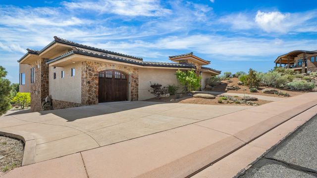 325 Hearthstone Court, Grand Junction, CO 81507