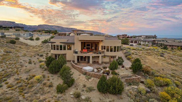 325 Hearthstone Court, Grand Junction, CO 81507