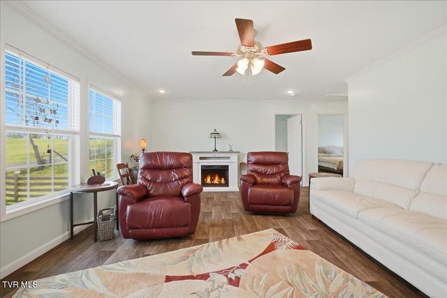 170 Creek View Way, Rogersville, TN 37857