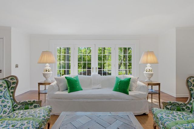 44 Georgica Close Road, East Hampton, NY 11937