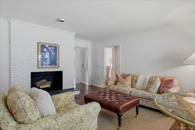 44 Georgica Close Road, East Hampton, NY 11937