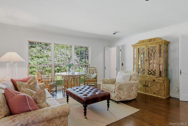 44 Georgica Close Road, East Hampton, NY 11937