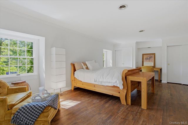 44 Georgica Close Road, East Hampton, NY 11937