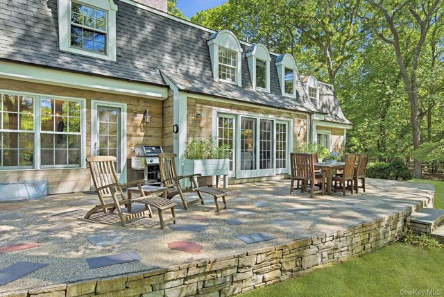 44 Georgica Close Road, East Hampton, NY 11937
