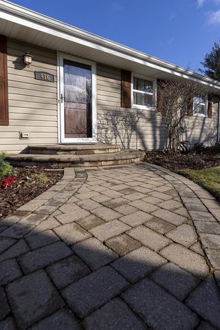 416 Colby Court, Janesville, WI 53546