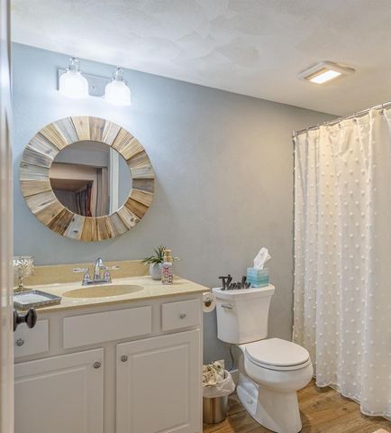 416 Colby Court, Janesville, WI 53546