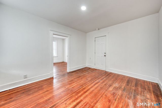 152 Oak Street 1N, New Britain, CT 06051