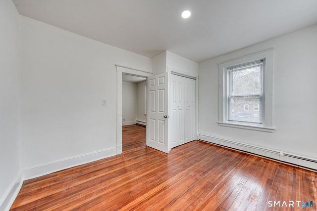 152 Oak Street 1N, New Britain, CT 06051